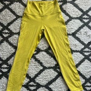 yellow serpentine lulu leggings size 6